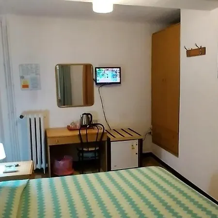 Otel Major Cenova