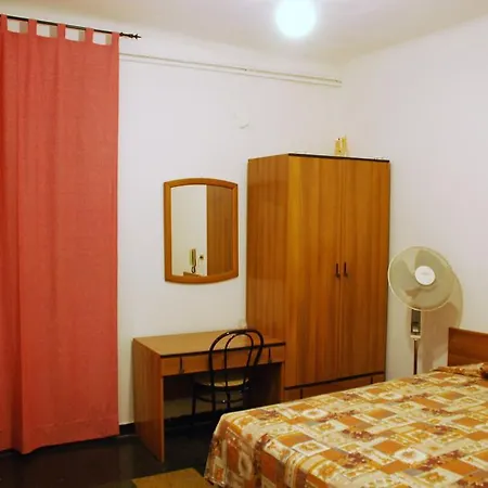 Major Hotel