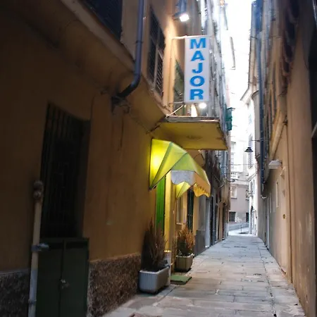 Major Hotel 3*