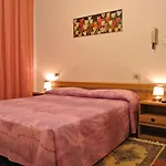 Major 3* Genua
