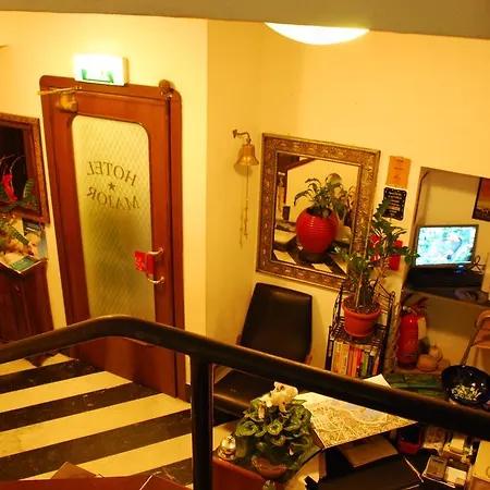 Major Hotel