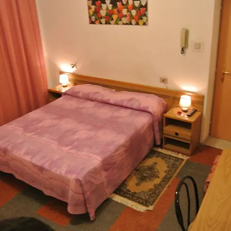 Major 3* Genua